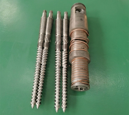 Cincinnati Milacron CM45 twin screws and cylinders